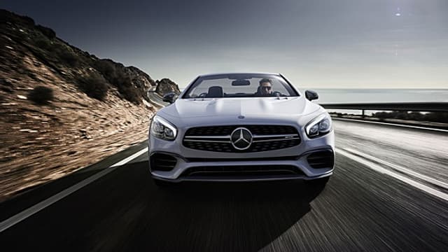 Mercedes-Benz numéro un mondial du haut de gamme devant BMW