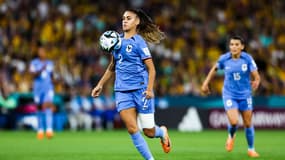 Maëlle Lakrar lors de France-Australie à la Coupe du monde féminine 2023.