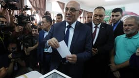 Abdelaali Hassani, candidat du Mouvement de la société pour la paix (MSP), lors de la présidentielle algérienne, le 7 septembre 2024