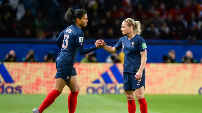Valérie Gauvin et Eugénie Le Sommer, lors de France-Corée du Sud au Mondial féminin le 7 juin 2019