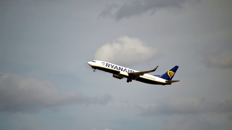 Taxe aérienne: le patron de Ryanair menace de réduire ses capacités en France en cas de nouvelle hausse