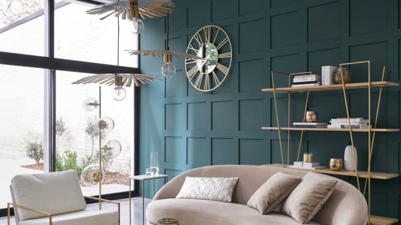 Ventes privées : le prix de cette horloge murale chez Maisons du Monde va vous surprendre