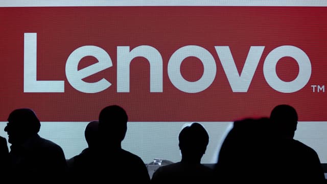Lenovo fait face à une demande mondiale de PC en baisse.