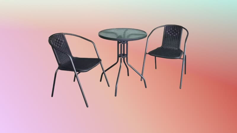 Ce salon de jardin à moins de 80€ est sans doute la pépite des soldes Conforama