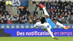 Le ciseau de Bamba Dieng avec l'OM