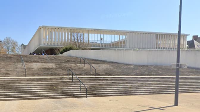 L’école Claudie-Haigneré à Châtellerault (Vienne)