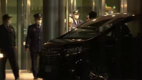 Les image de Carlos Ghosn quittant le centre de détention de Tokyo après avoir été libéré sous caution
