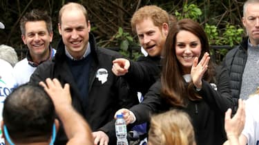 William, Kate et Harry pendant le marathon de Londres, le 23 avril 2017