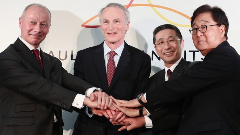 Selon le quotidien économique américain, The Wall Street Journal,  Nissan souhaiterait que Renault, qui détient 43% du groupe japonais, réduise sa participation.