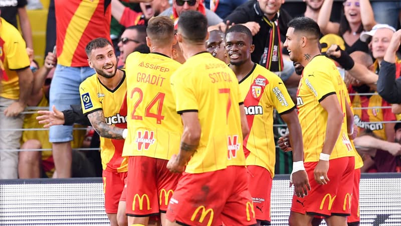 Lens