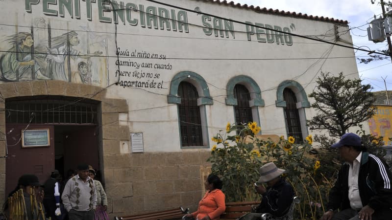 La prison San Pedro de La Paz est un zone de non-droit auto-gérée par les prisonniers.