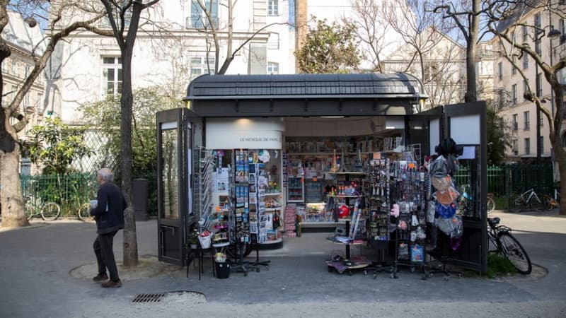 Les marchands de journaux font partie des commerces qui ont toujours le droit d'ouvrir. 