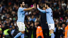 Gundogan et Bernardo Silva avec Manchester City
