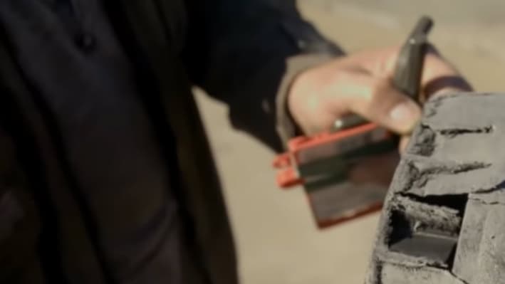 Le drift en version mini, ça reste un dur moment à vivre pour les pneus! Le drift en version mini, ça reste un dur moment à vivre pour les pneus!