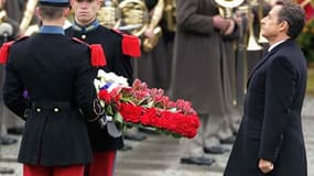 Nicolas Sarkozy à Colombey-les-Deux-Eglises à l'occasion du 40e anniversaire de la mort du général de Gaulle. /Photo prise le 9 novembre 2010/REUTERS/François Nascimbeni/Pool