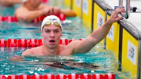 Léon Marchand le 17 juin 2024 lors des championnats de France de natation