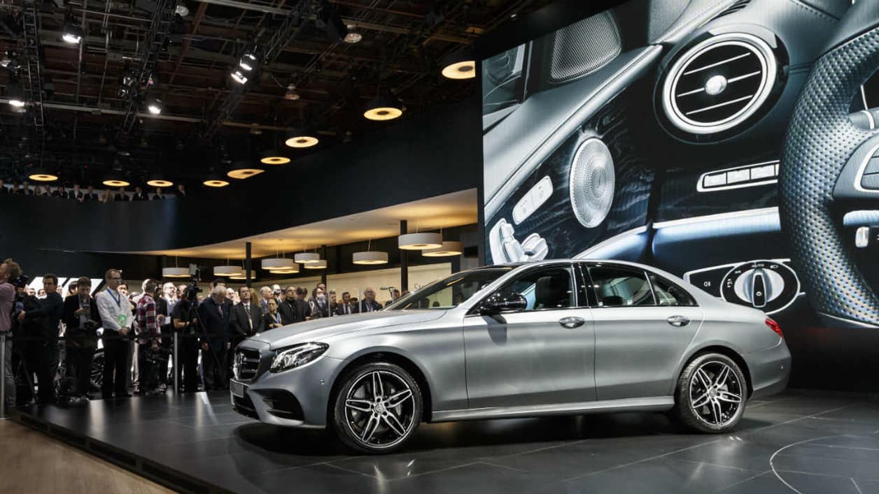 La nouvelle génération de la berline Mercedes Classe E a été dévoilée au salon de Détroit 2016.