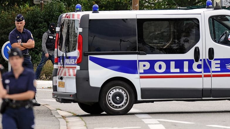 Les trois suspects devraient sortir de garde à vue ce vendredi matin