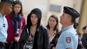 Amina Sboui le 11 juillet avant le procès d'une autre ex-Femen, accusée d'exhibition sexuelle.