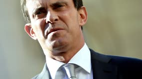 "Si on recule d'un pouce" face au terrorisme, prévient Manuel Valls, "on lui donne cette victoire"