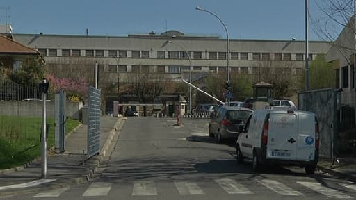 Abdelkader Merah, le frère aîné du "tueur au scooter", est détenu au quartier d'isolement de la maison d'arrêt de Fresnes (Val-de-Marne).