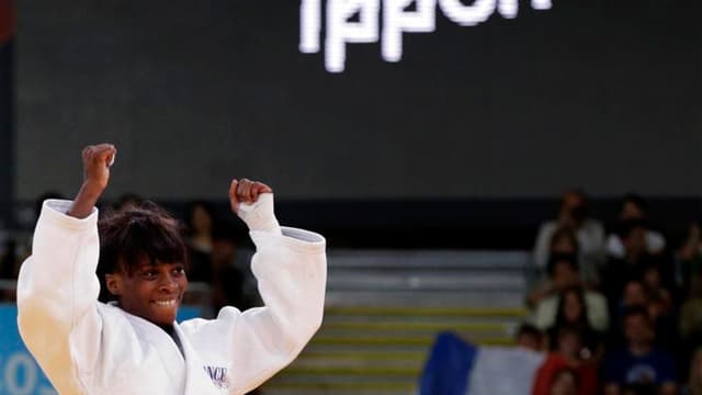 La judokate française Priscilla Gneto a décroché dimanche la médaille de bronze en moins de 52 kg, offrant à la délégation tricolore sa deuxième récompense depuis le début des Jeux olympiques de Londres. /Photo prise le 29 juillet 2012/REUTERS/Toru Hanai
