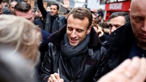 Emmanuel Macron à Honfleur ce jeudi 1er novembre. 
