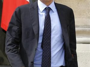 Le ministre de la Défense, Hervé Morin, refuse à Ségolène Royal de tester l'encadrement militaire des délinquants qu'elle souhaite mettre en place dans la région qu'elle dirige, Poitou-Charentes. /Photo prise le 28 juillet 2010/REUTERS/Benoît Tessier