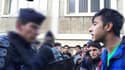 Violences policières contre les migrants: "Des bombes lacrymos ont été lancées sur leurs affaires personnelles"