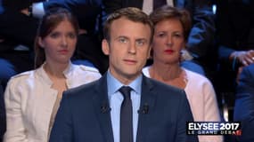 Emmanuel Macron sur le plateau du grand débat présidentiel, mardi 4 avril 2017 sur BFMTV.