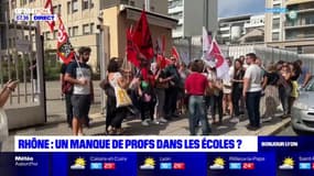 Professeurs dans le Rhône: manifestation des étudiants inscrits sur liste complémentaire, ils veulent enseigner