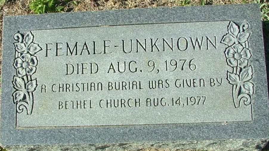 La tombe de "Jane Doe". La tombe de "Jane Doe".