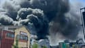 Un incendie dans un entrepôt s'est déclaré à Aubervilliers, ce mardi.