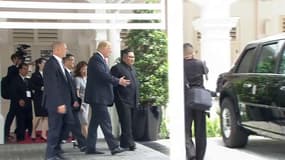 À Singapour, Donald Trump montre "The Beast" (sa limousine) à Kim Jong-un