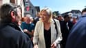 Marine Le Pen à Saint-Remy-sur-Avre (Eure-et-Loir) le 16 avril 2022