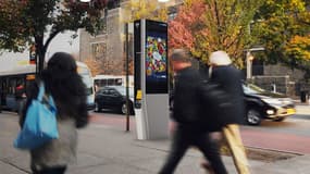 Les kiosques wi-fi public de New-York vont arborer 2 écrans de 140 cm sur lequel seront affichées des publicités pour financer la gratuité du service.