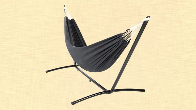 Ne ratez pas ce bon plan proposé par Cdiscount sur ce hamac sur pied pour cet été