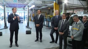 "Vous n'êtes pas le bienvenu ici..." Un ouvrier de Renault interpelle Emmanuel Macron à Maubeuge