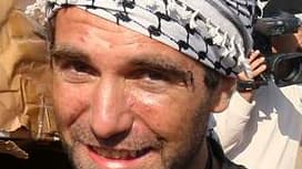 Le corps de Vittorio Arrigoni, militant pacifiste italien, enlevé par un groupe djihadiste salafiste lié à Al Qaïda dans la bande de Gaza a été découvert vendredi dans une maison abandonnée du territoire palestinien. /Photo d'archives/REUTERS/Suhaib Salem