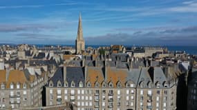 La mairie de Saint-Malo rend le port du masque obligatoire dans la vieille ville et sur les remparts