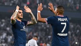 Mauro Icardi et Kylian Mbappé avec le PSG