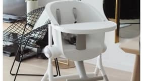 Une chaise haute pour bébé (illustration).
