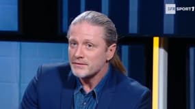 Emmanuel Petit dans Le Vestiaire