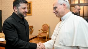Le président Volodymyr Zelensky rencontre le pape Leon XIV à Castel Gandolfo le 9 décembre 2025