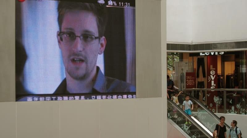 Edward Snowden, bloqué depuis le 23 juin à l'aéroport de Moscou-Cheremetievo, a fait déposer des demandes d'asile auprès d'une vingtaine de pays dont la France, rapporte mardi WikiLeaks. En Europe, outre la France, les pays contactés sont l'Allemagne, l'A