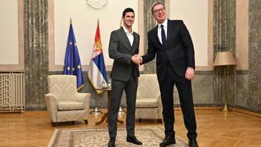 Novak Djokovic avec le président serbe Aleksandar Vucic, à Belgrade le 3 février 2022
