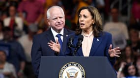 Tim Walz et Kamala Harris, lors d'un meeting à Philadelphie, en Pennsylvanie, le mardi 6 août 2024