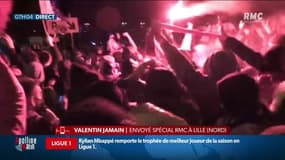 Après son titre, la vague rouge déferle à Lille