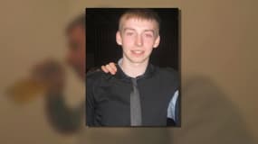 Jonny Byrne, étudiant de 19 ans s'est noyé près de Dublin lorsqu'il accomplissait sa "neknomination" le 1er février 2014.