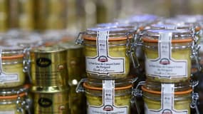 Entre grippe aviaire et hausse des coûts de production, le foie gras, produit phare de Noël, se fait rare